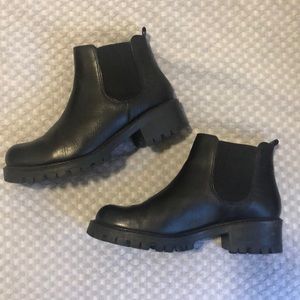Black Chelsea Boot